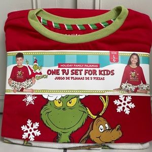 Holiday pajama set size large youth